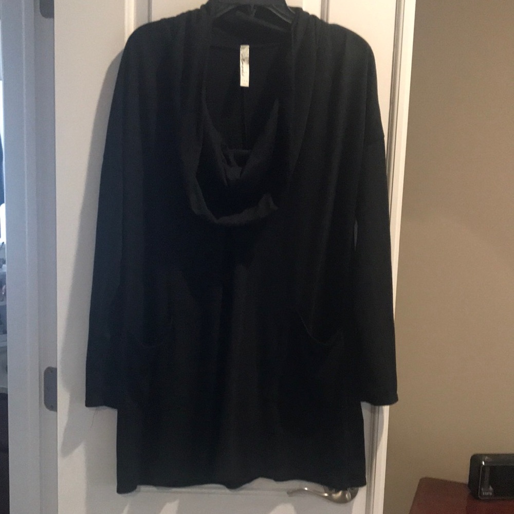 NWOT emerald 2xl